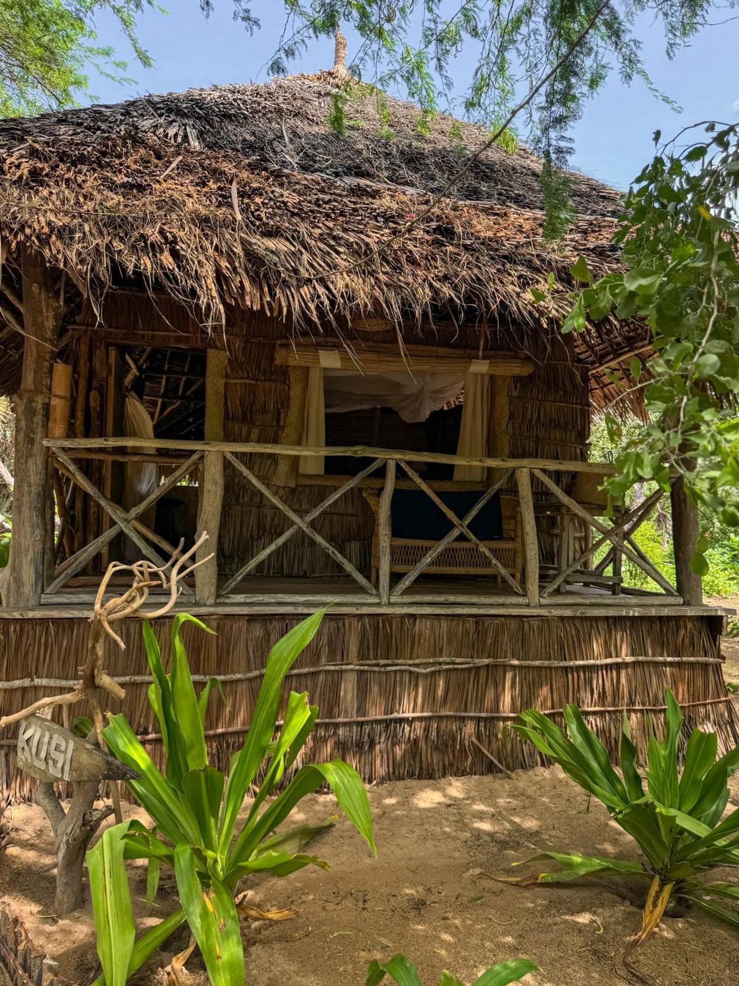 Che Shale Hotel Mambrui Ngoại thất bức ảnh
